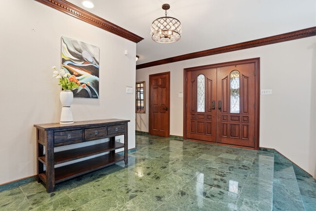 Photo - 244 Mathers Rd