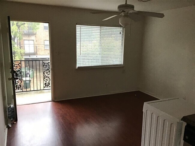 Photo - 1010 W 23rd St Unit 9