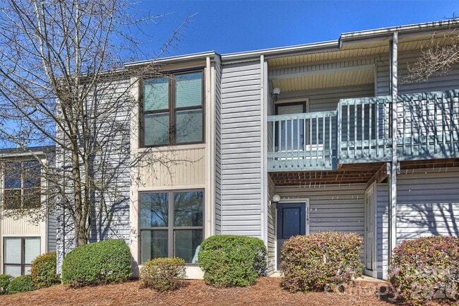 Photo - 11141 Harrowfield Rd