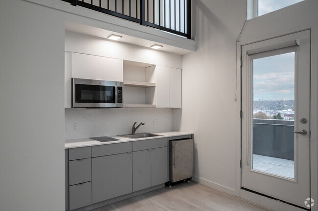 Loft - 543SF - Kitchen