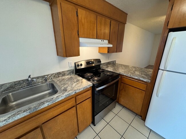 Photo - 1030/A/ Unit 1030/A/B