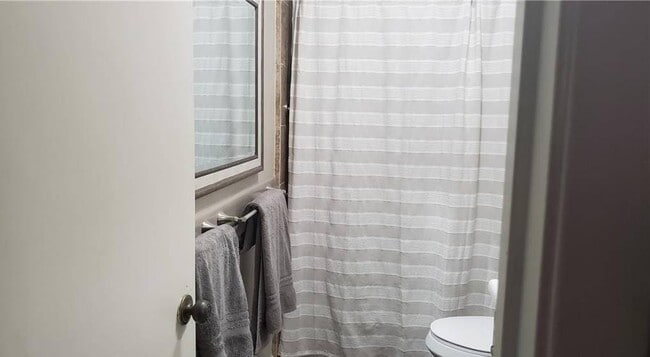 Photo - 203 Longview Rd