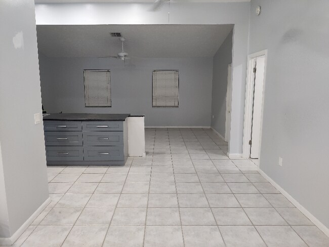 Photo - 4500 Mercado Dr