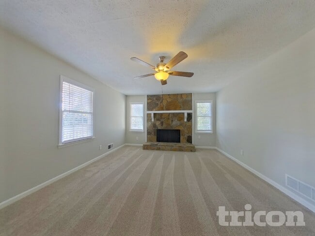 Photo - 429 Sugar Springs Way