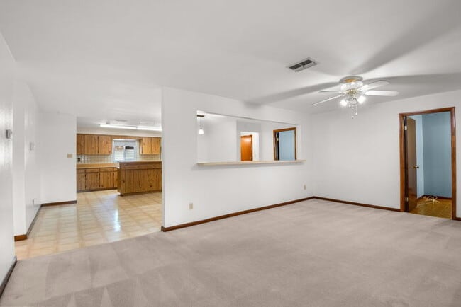 Photo - Home For Rent in St Petersburg!