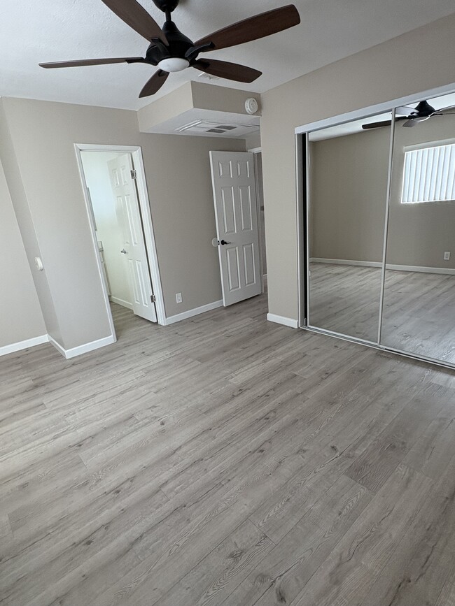 Building Photo - 1409 Superior Ave Rental