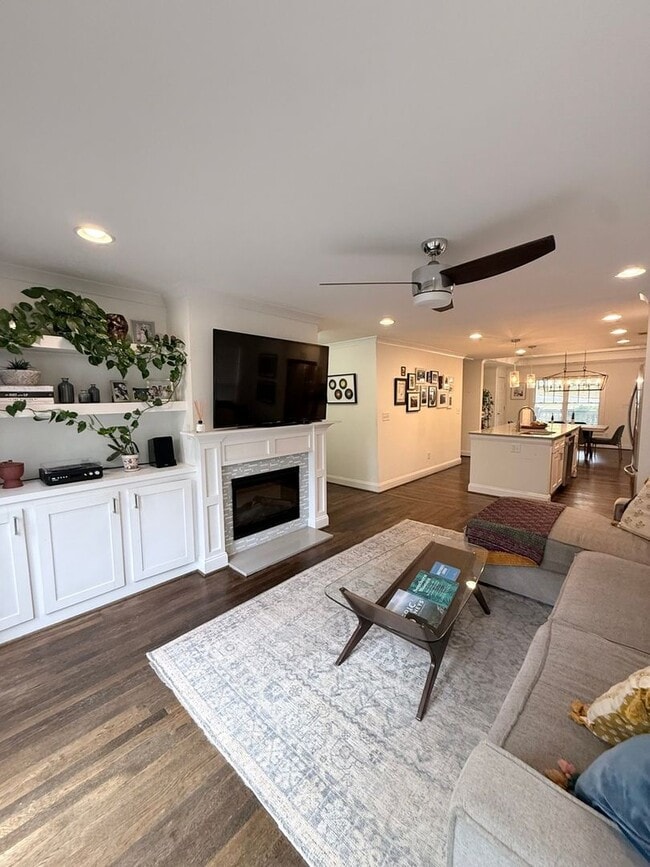 Photo - 1753 Flat Shoals Rd SE