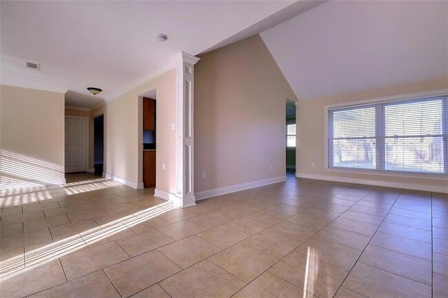 117 Devereux Drive