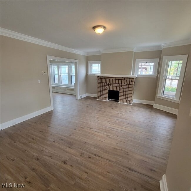 Photo - 2020 Elbur Ave