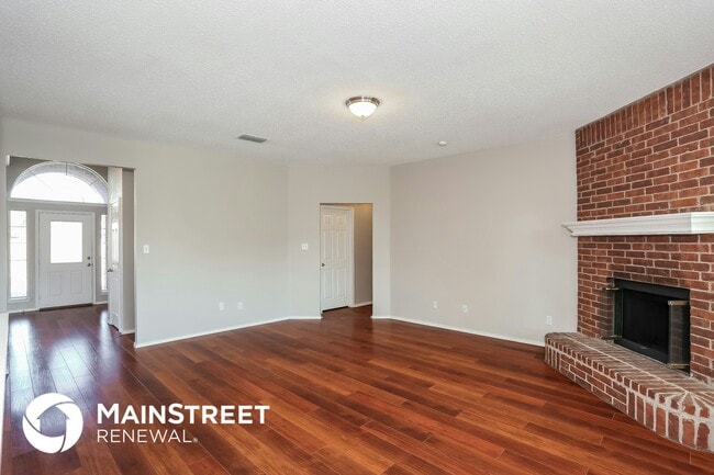 Photo - 3925 Tarpon Springs Dr