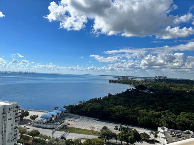 Photo - 2475 Brickell Ave Unit 2207