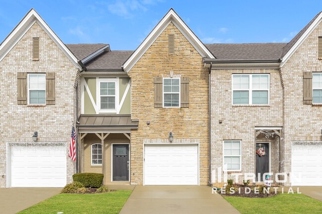 Photo - 304 Woodfern Ct Townhome