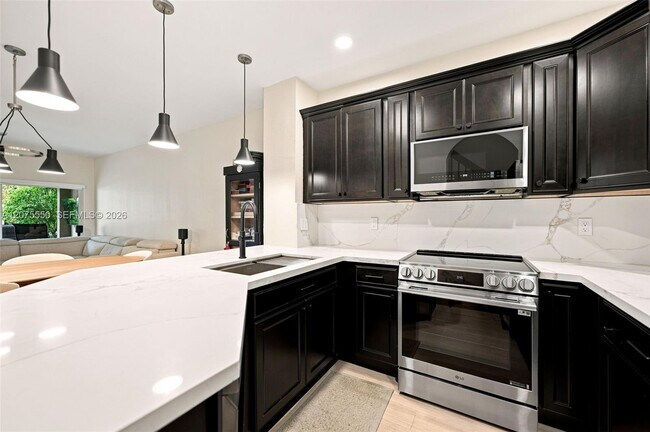 Photo - 355 SW 121st Ave