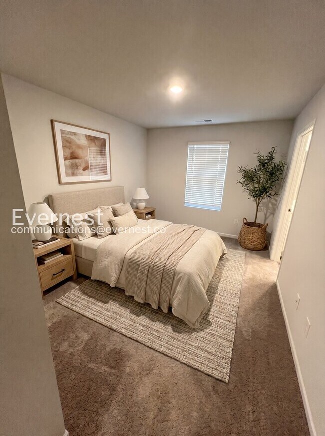 Photo - Lovely 3-Bedroom Home with Great Spaces / Pet-Friendly / Available Now!
