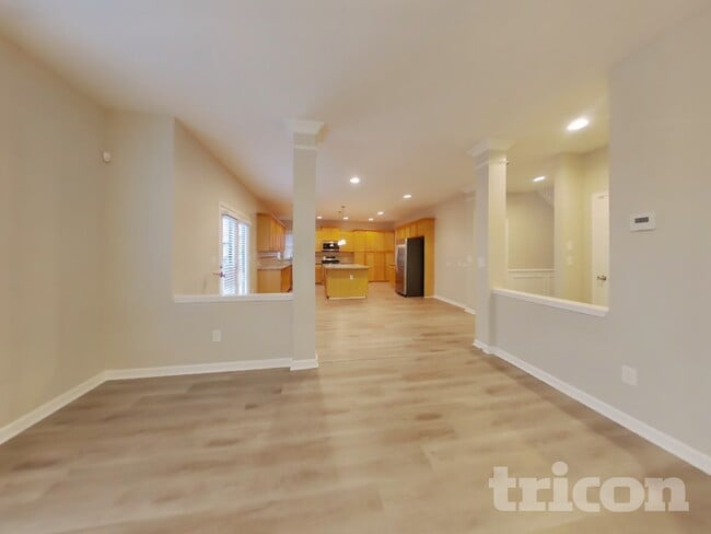 Photo - 5507 Rosehall Pl