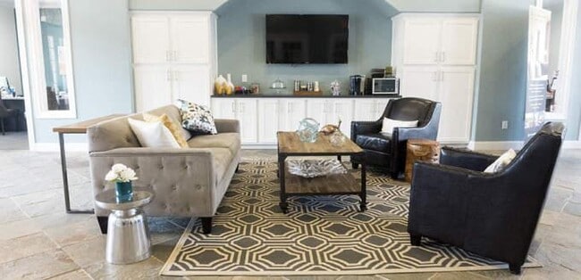 Building Photo - 2 bedroom in Conroe TX 77304 Unit 2047 Rental
