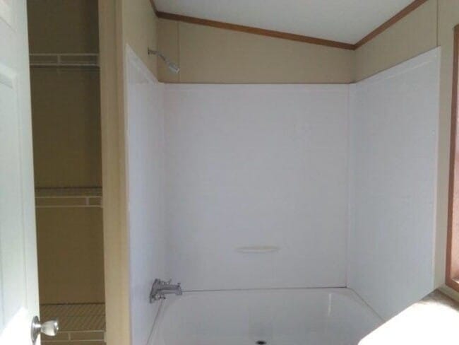 Photo - 79761