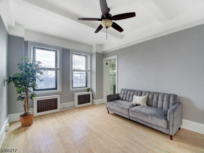 Building Photo - 363 Mt Prospect Ave-363 Unit 363 Rental