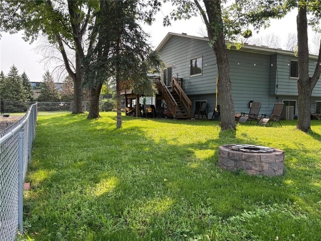 Photo - 9055 Forestview Ln N