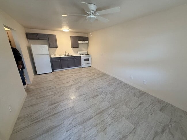Photo - Agua Caliente Apartments