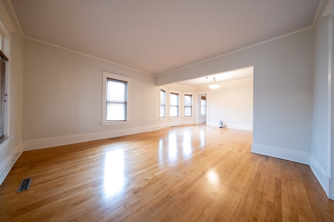 Photo - 4135 Quail Ave N