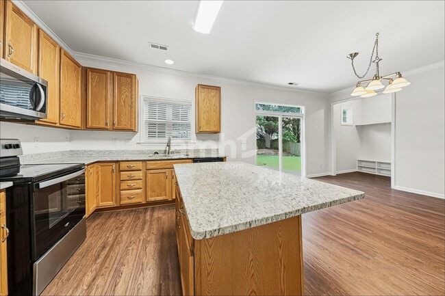 145 Plott Hound Dr