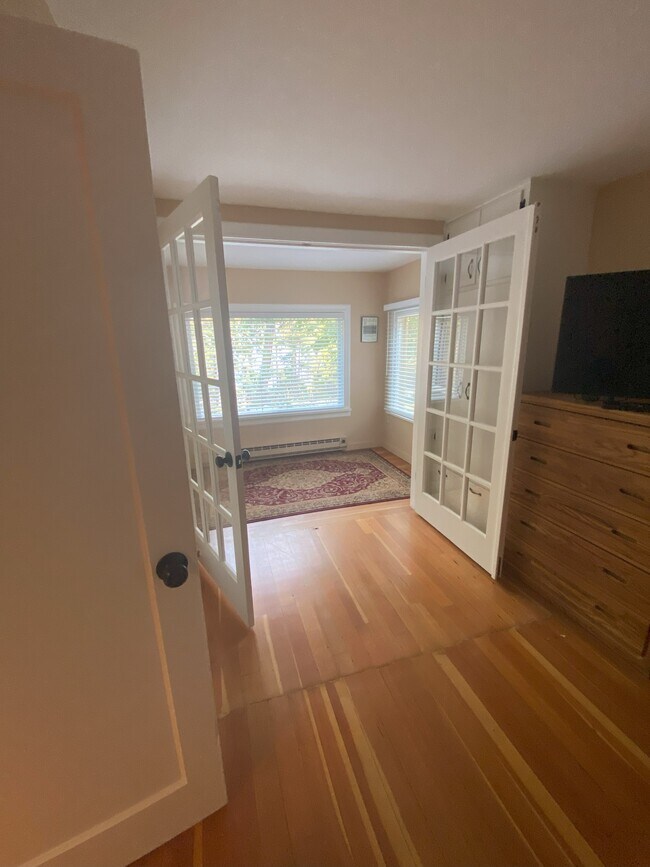 Photo - 12705 S Lakeshore Rd