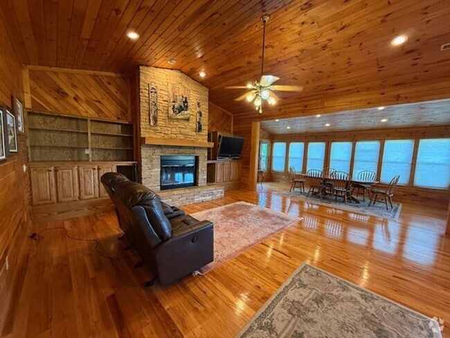 Building Photo - 3850 Ravens Den Way Rental