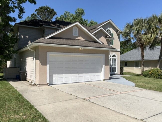 Building Photo - 1982 Protection Pt