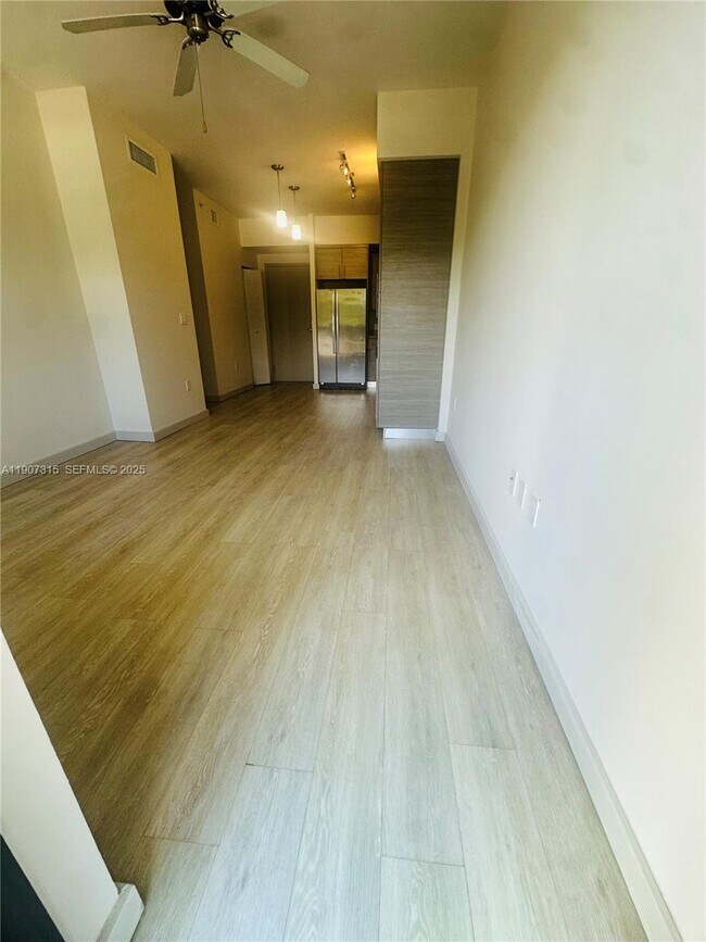 Photo - 817 SE 2nd Ave Unit 101