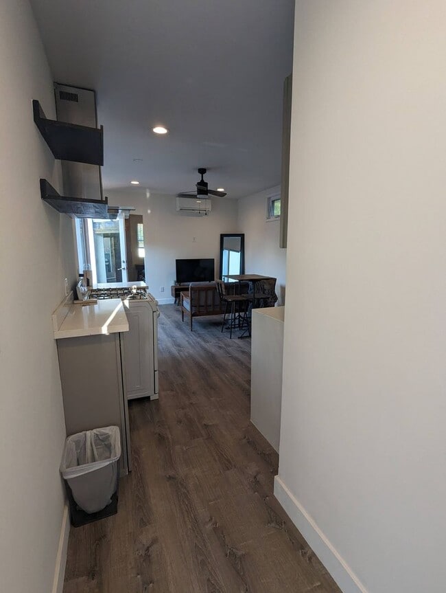 Photo - Wagner Unit 12456 Wagner (Back House)