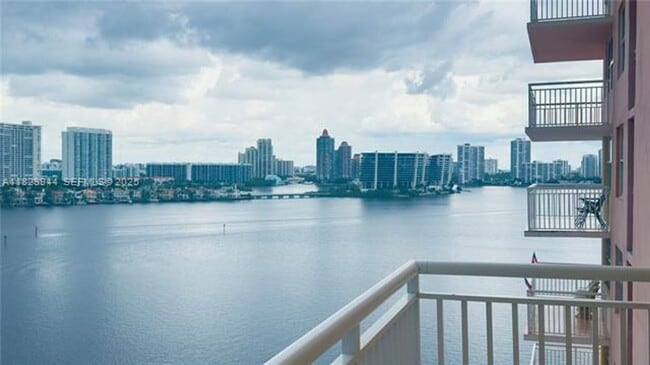 Photo - 251 174th St Unit 251 174th St # 1505