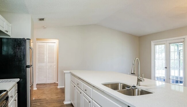 Photo - 4635 Squire Hollow Dr