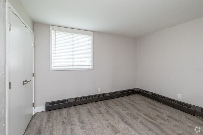 3BR, 1BA - 792SF - Primary Bedroom - The Arbors at McCormick Park