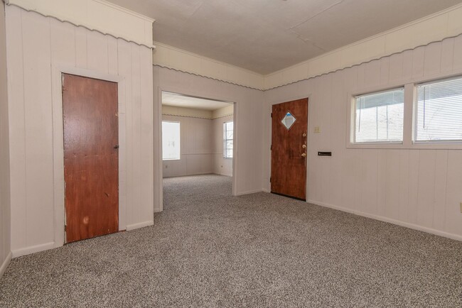 Photo - 3715 Eutopia St