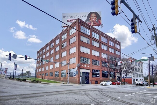 Building Photo - 426 Marietta St NW Unit 406 Rental