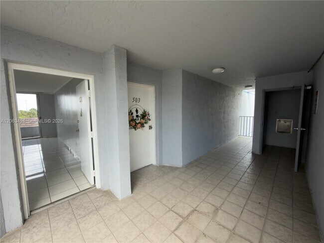Photo - 8231 NW 8th St Unit 2-504