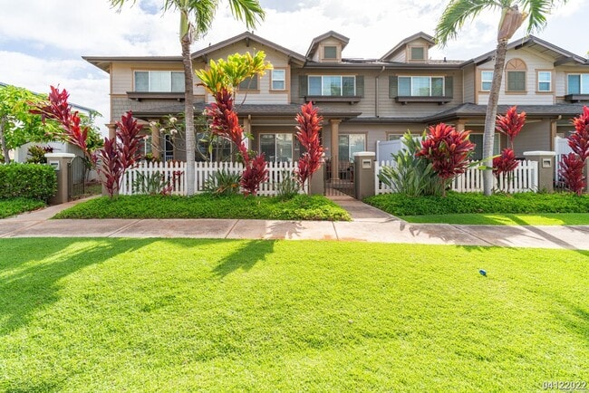 Photo - PRIME CORNER UNIT WITH CENTRAL AC!!! 3BR, 2.5BA WITH 2-CAR GARAGE