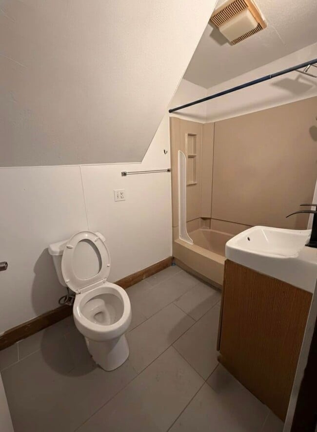 Photo - 61 Kimberly Ave