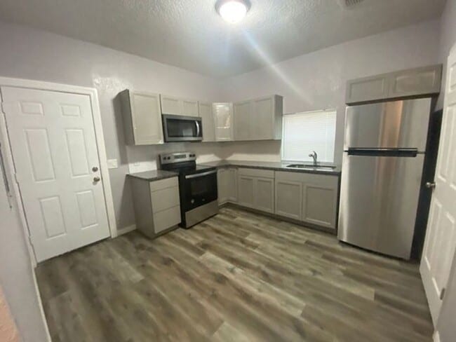 Photo - 1 Bedroom 1 Bath Duplex in Ormand Beach fo...
