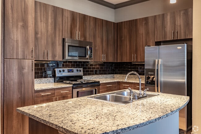 2BR, 2BA - B4