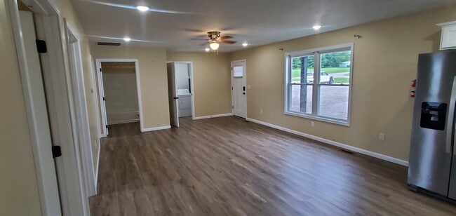 Photo - 503 SW 3rd St Unit 503 SW 3rd Street B