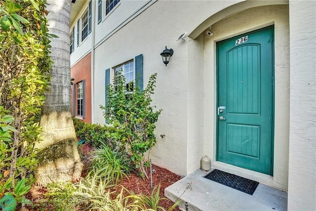 Photo - 236 SW 7th Ct Townhome