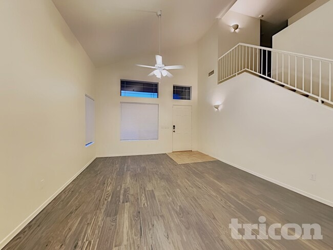 Photo - 12746 W Hollyhock Dr