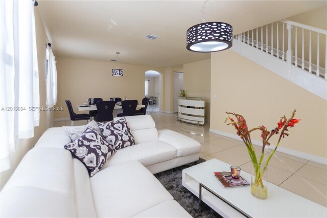 Photo - 9965 NW 86th Terrace