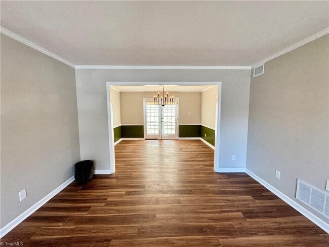 Photo - 5115 Lawndale Dr