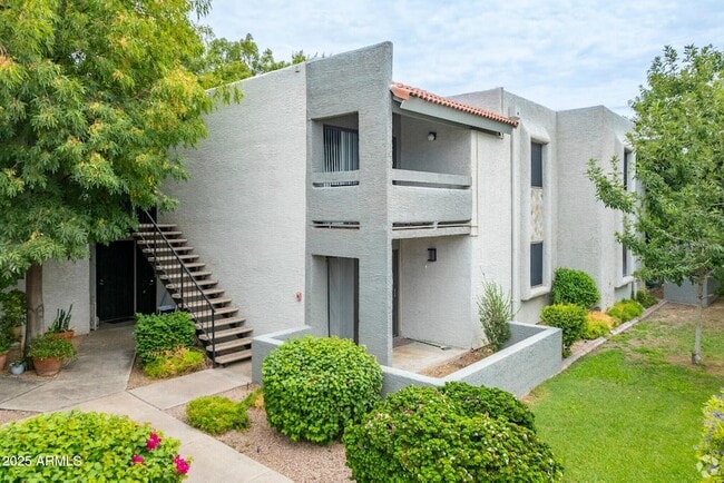 Building Photo - 6505 E Osborn Rd Unit 2-2 Rental