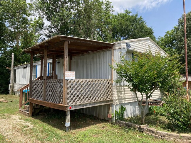 Photo - Awesome  Mobile Home in Gallaway, TN for R...