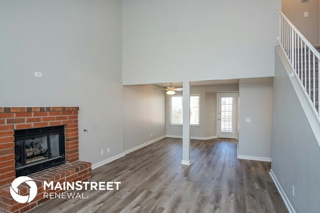 Photo - 910 Clipper Dr