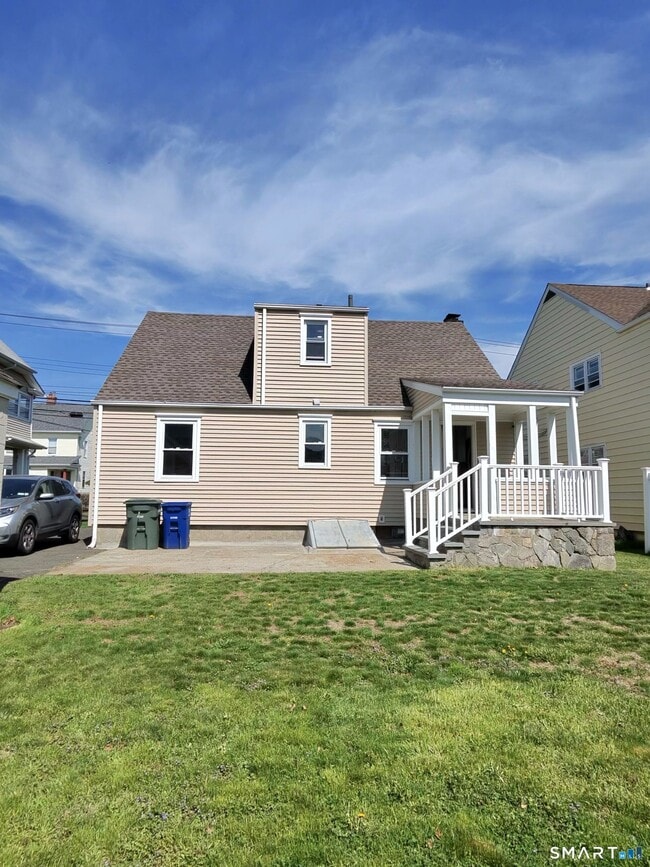 Photo - 457 Summit St